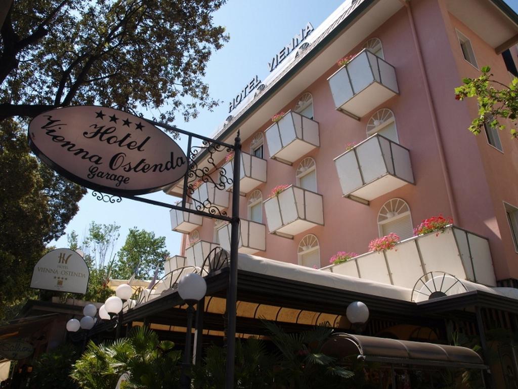 Hotel Vienna Ostenda E Ristorante Il Danubio Rimini Exterior foto